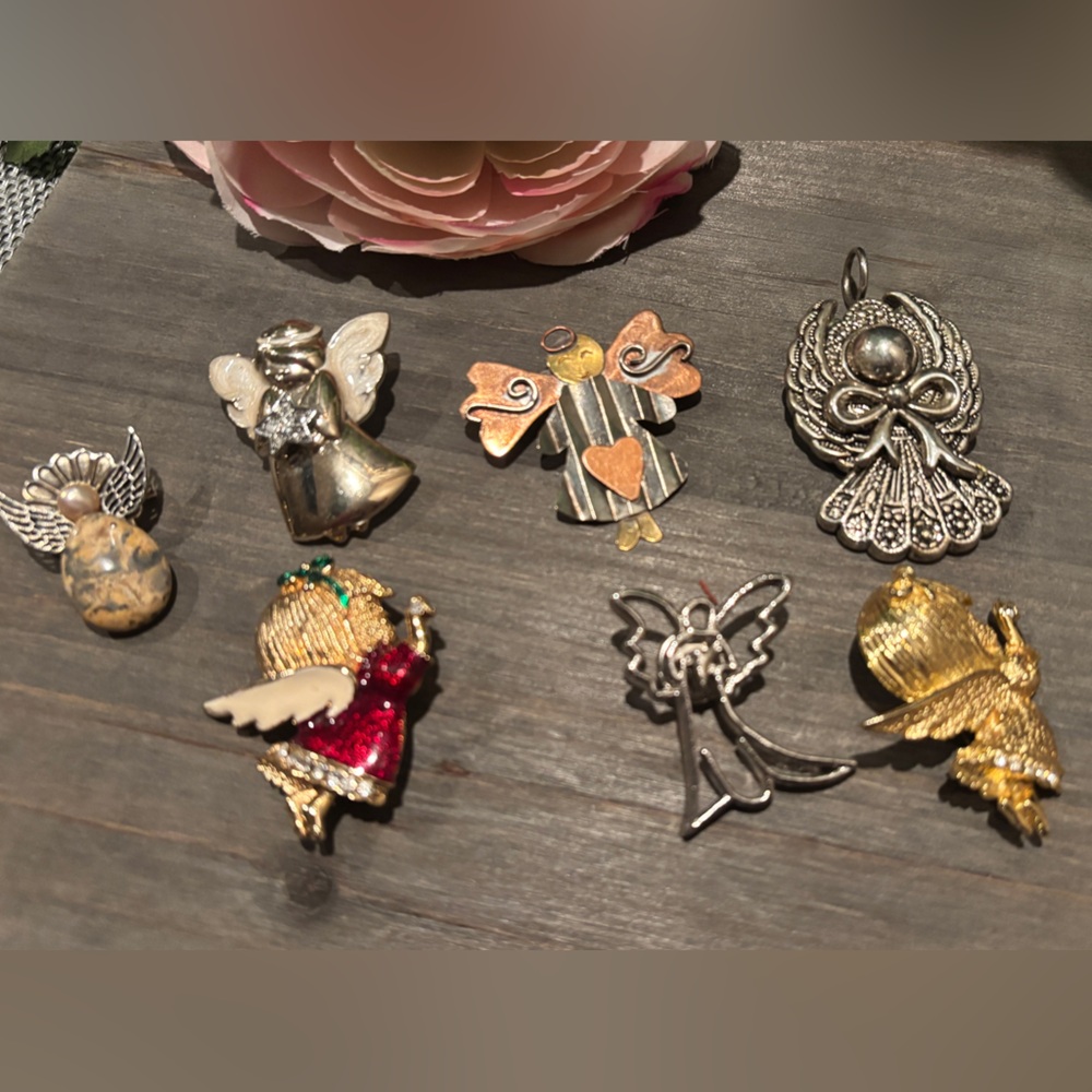 Lot of Vintage Angel Brooches and Pins (set of 7)